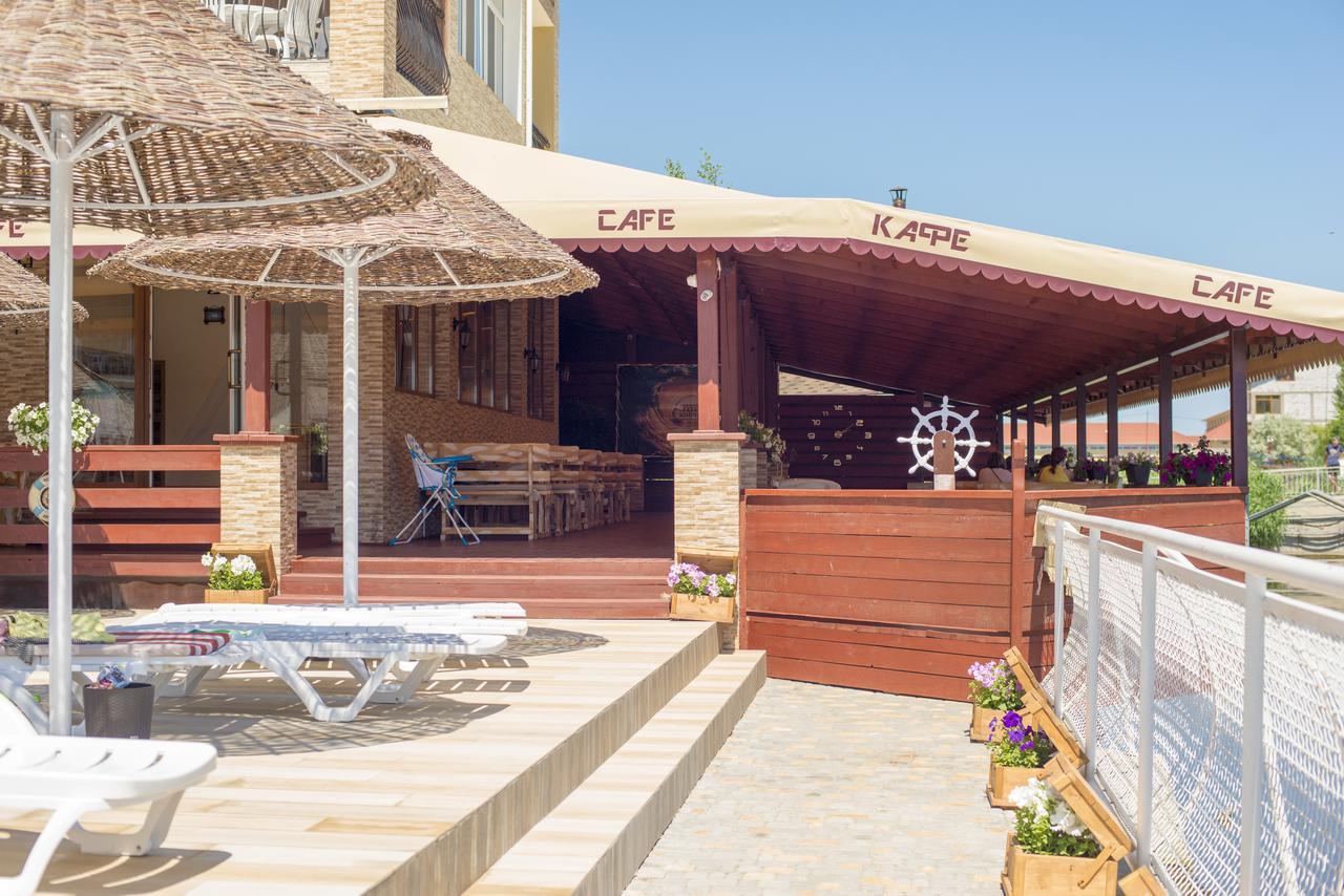 Kovcheg Hotel Zatoka Esterno foto
