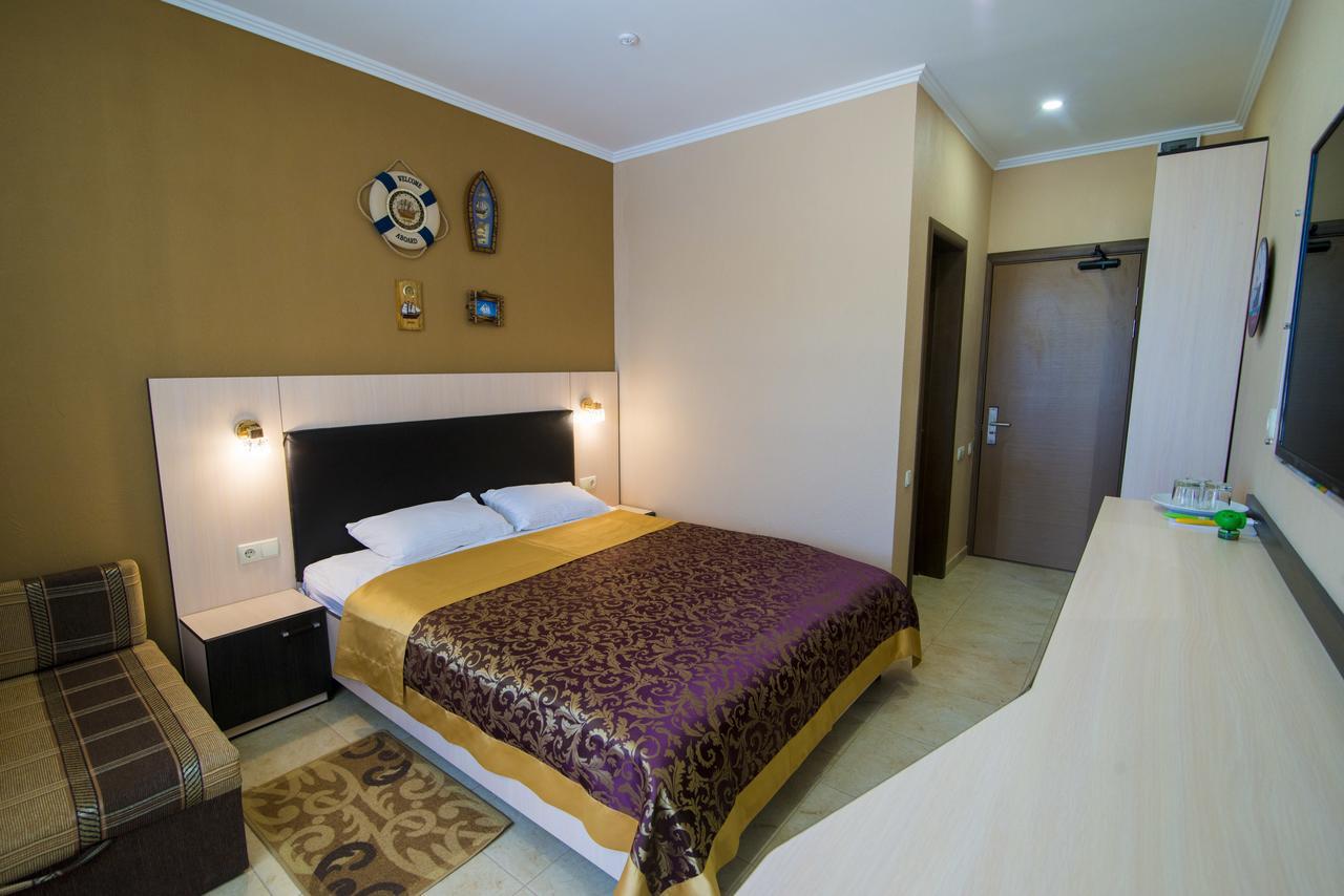 Kovcheg Hotel Zatoka Esterno foto