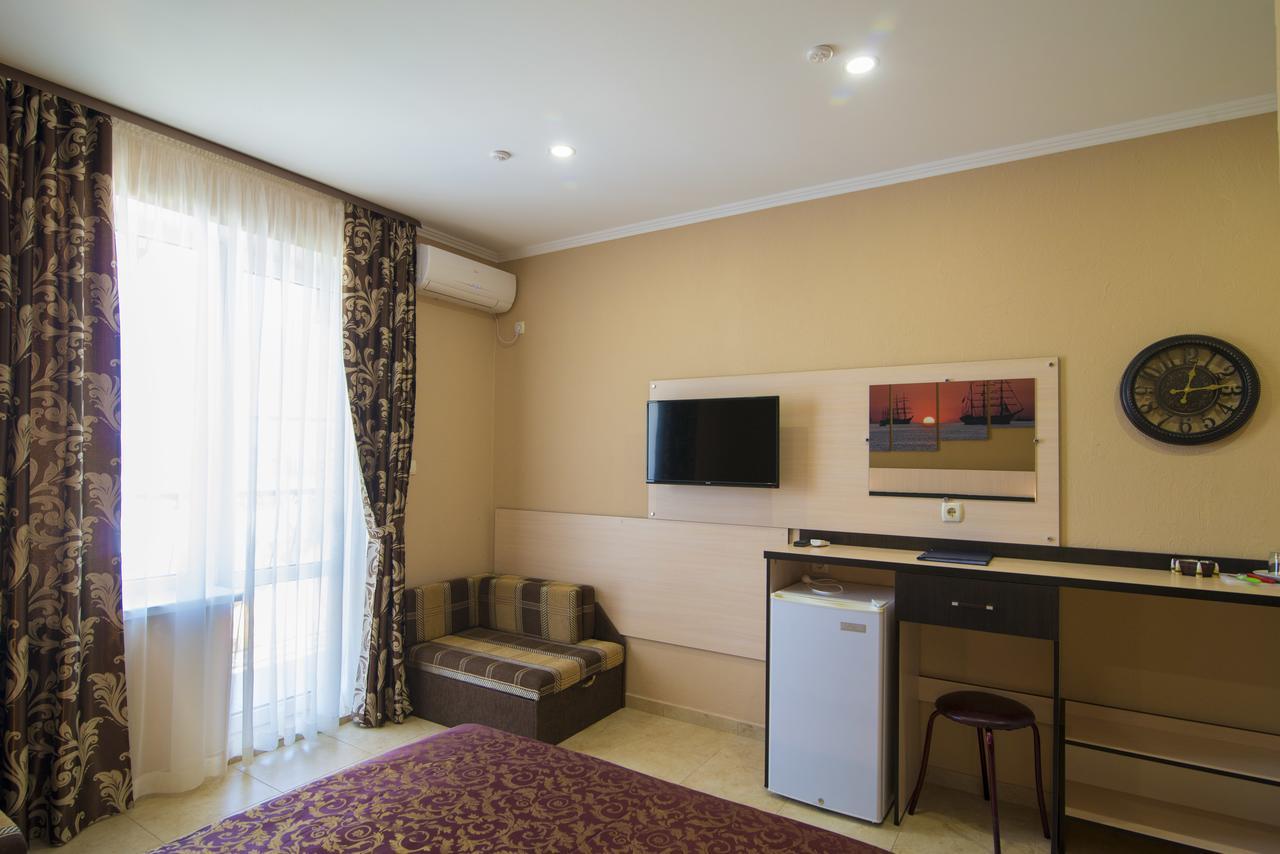 Kovcheg Hotel Zatoka Esterno foto